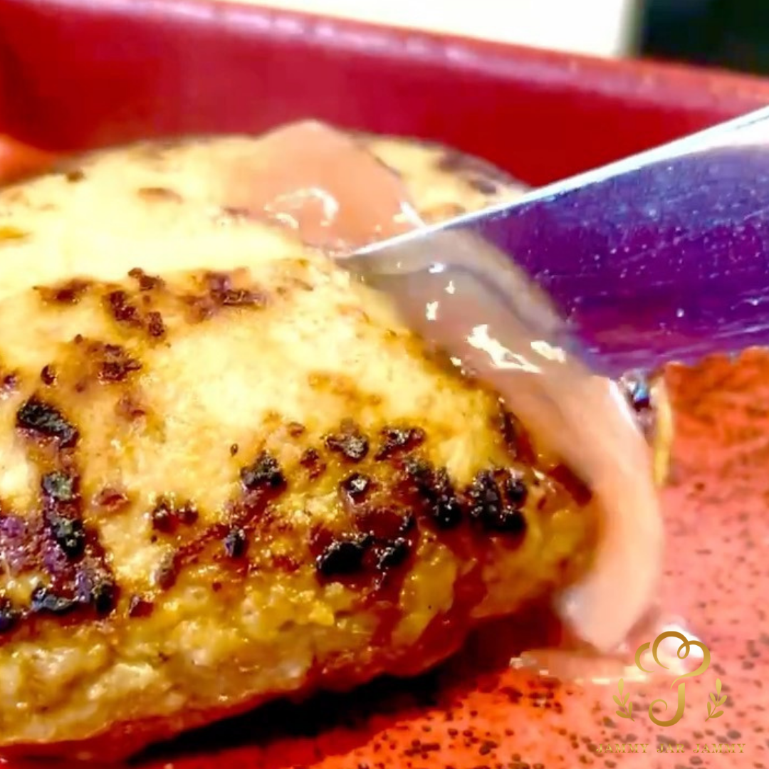 肉汁が弾ける！バンバーグの作り方